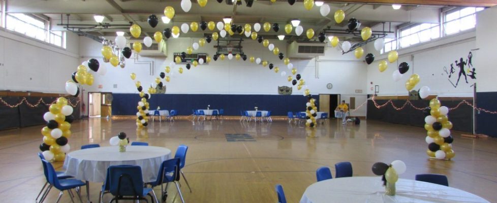 Dance Floor in Gold, White and Black balloons